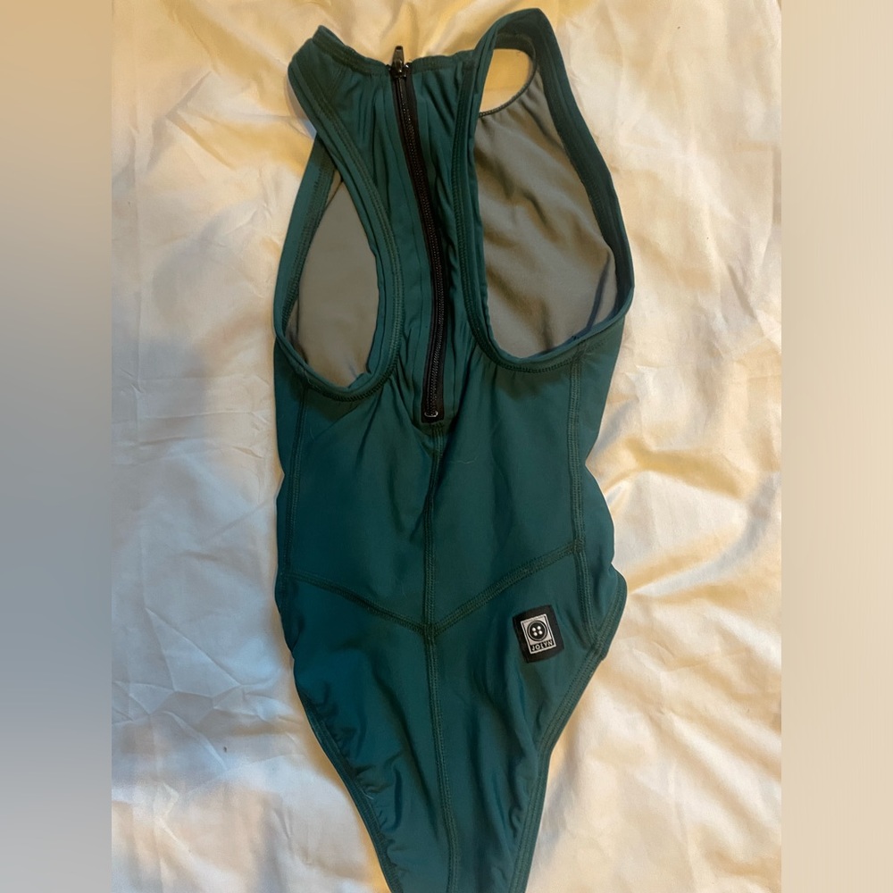 JOLYN Water polo suit Size 24 (small) peacock color